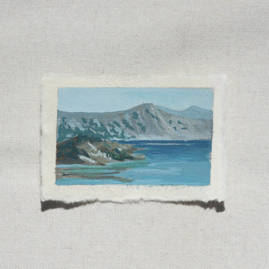 Miniature painting of a mountainous landscape with a body of water of Crater lake National Park by Laura Van Moorleghem